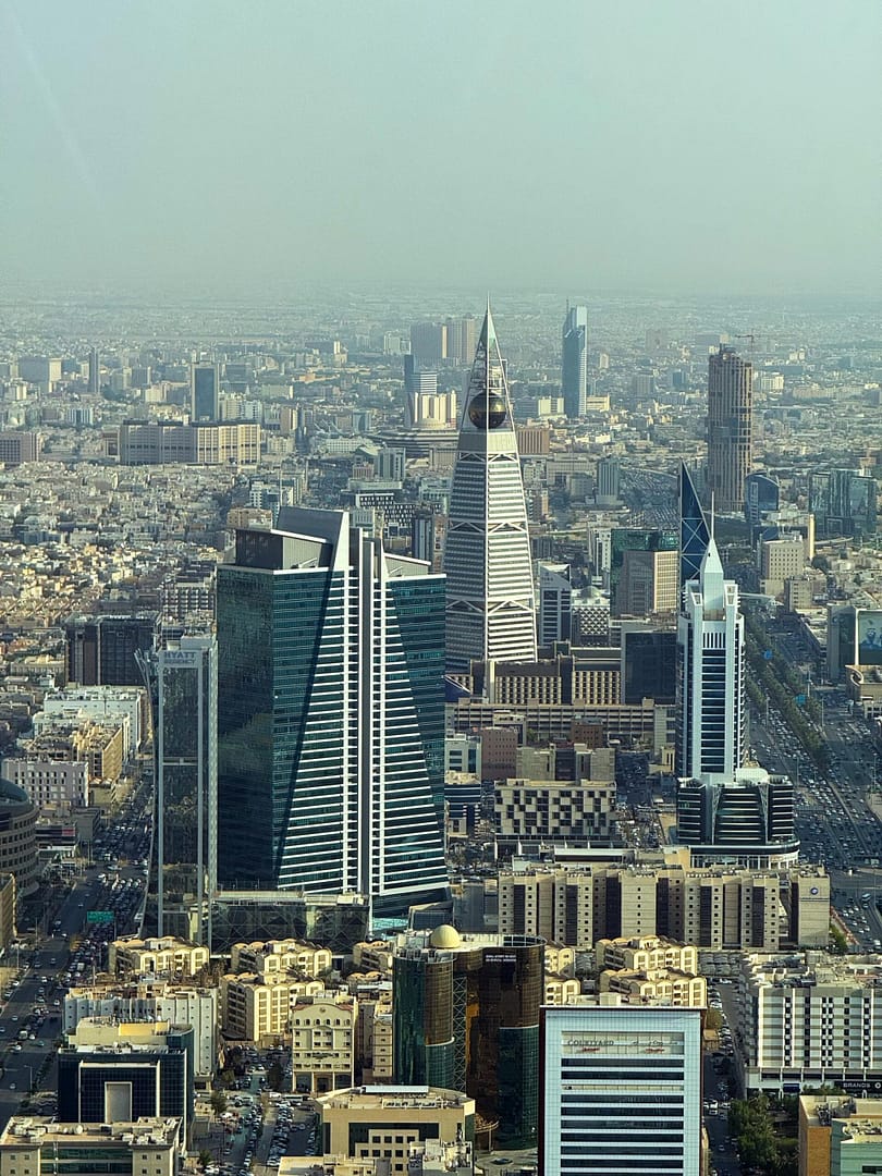 غولدمان ساكس يوسع خدمات إدارة الثروات في السعودية تفاصيل التوسع الاستراتيجي واستهداف أثرياء الشرق الأوسط